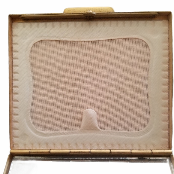 Vintage Mother Of Pearl Gold Tone Mirrored Compact - Picture 12 of 14